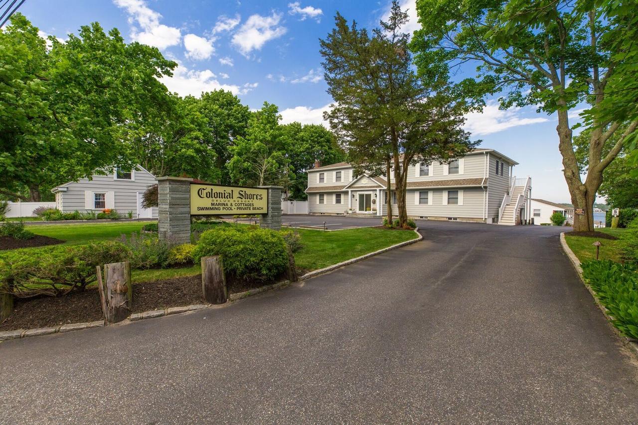 Colonial Shores Resort Хемптон-Бейс Экстерьер фото
